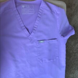 FIGS lilac (light purple) Catarina scrub top
